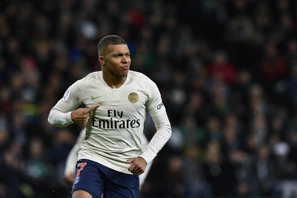 900万元赠票开启新年好运 买大乐透“6+4”复式票获赠票